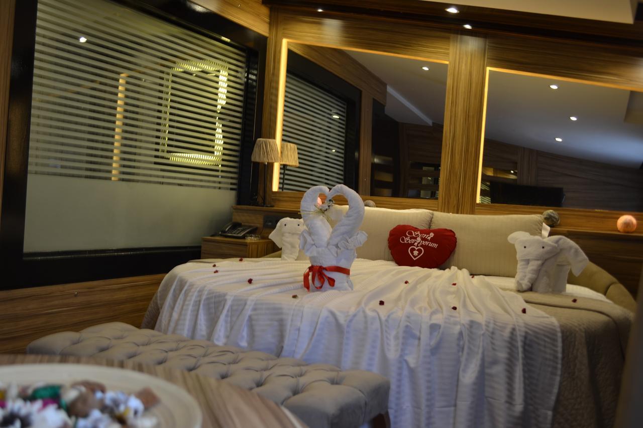 Gumus Palace Suites Istanbul Eksteriør billede