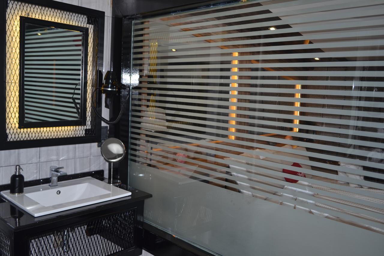 Gumus Palace Suites Istanbul Eksteriør billede